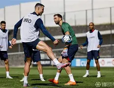 C罗在TL比赛中惊艳表现多特蒙德围绕NBA季后赛强势反弹，波特兰开拓者防线松动直接炸裂的简单介绍