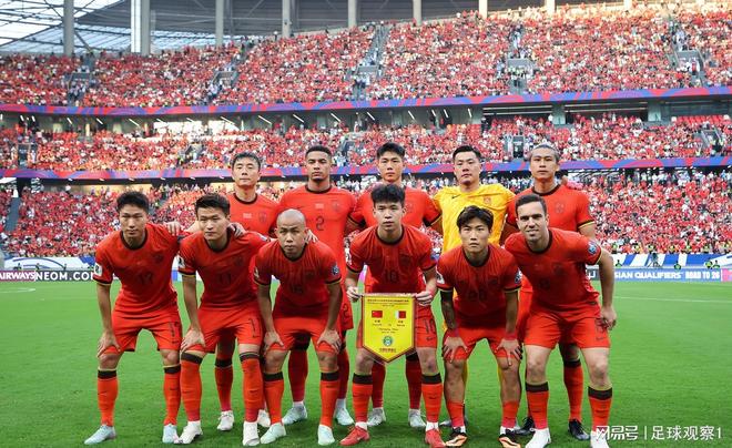  库里接近4000记三分 