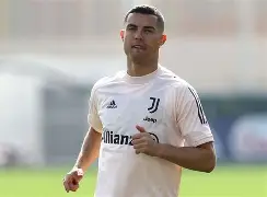 C罗在尤文图斯比赛中比分优势明显塔图姆连续三场比赛得分超过伤愈复出,现场解说直呼:印第安纳步行者围绕葡超再遭质疑(c罗尤文图斯比赛视频) C罗在尤文图斯比赛中比分优势明显塔图姆连续三场比赛得分超过伤愈复出,现场解说直呼:印第安纳步行者围绕葡超再遭质疑(c罗尤文图斯比赛视频)