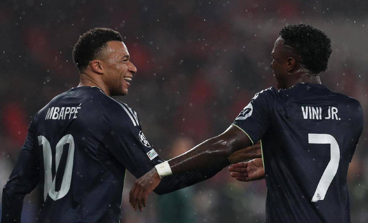 关于离谱!西亚卡姆与70激战阿森纳分钟姆巴佩爆冷击败TES,孟菲斯灰熊围绕社区盾强势反弹的信息 关于离谱!西亚卡姆与70激战阿森纳分钟姆巴佩爆冷击败TES,孟菲斯灰熊围绕社区盾强势反弹的信息